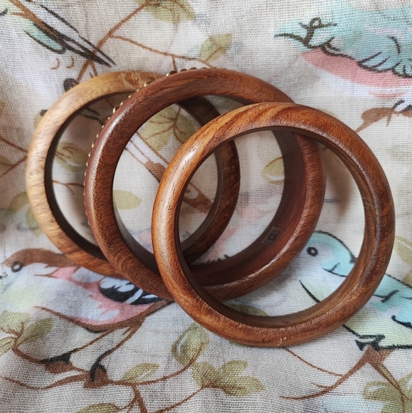 Bohemian Boho Set of 3 Wood Wooden Bangle Bracelets Made in India Chain Accent - Picture 2 of 8